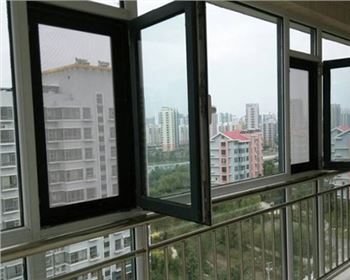防盜紗窗與普通紗窗相比優(yōu)越性有哪些？